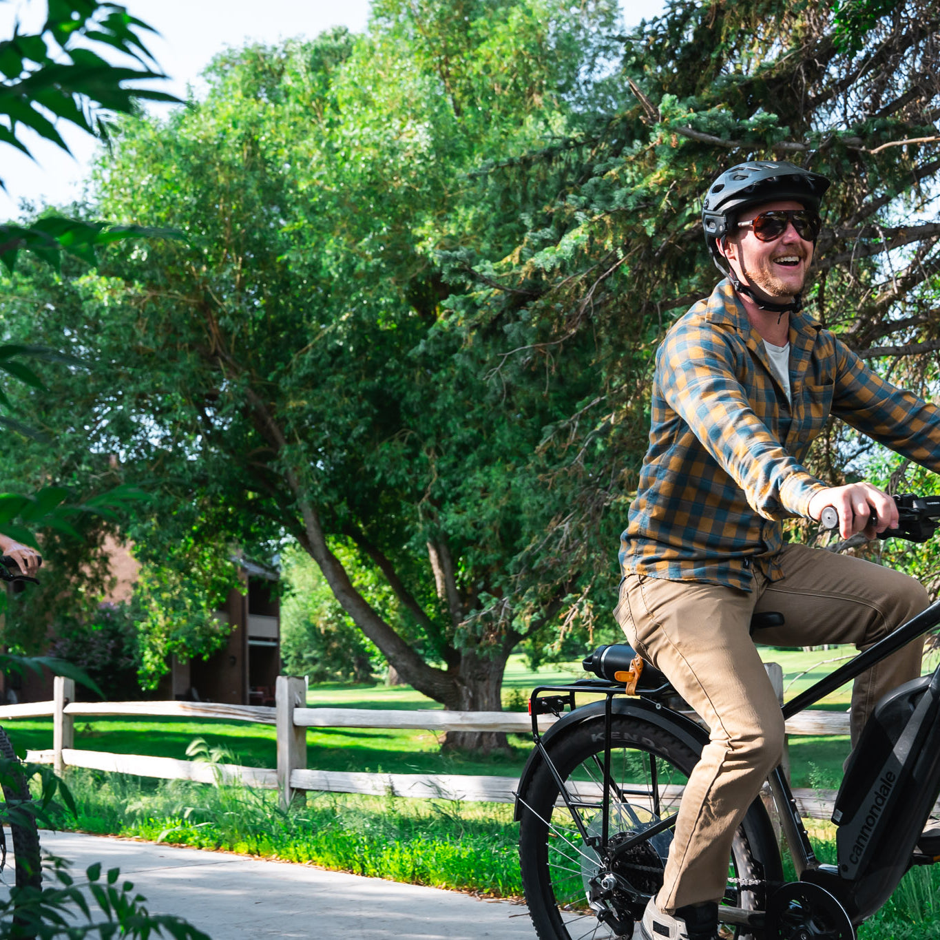 Poison Creek Trail on Skis on the Run Rental Bike